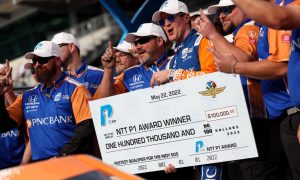 Dixon claims fastest pole in Indy 500 history!