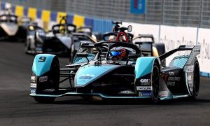 Formula E: Evans beats Vergne in Jakarta E-Prix thriller