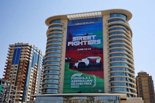 Circuit atmosphere.
09.06.2022. Formula 1 World Championship, Rd 8, Azerbaijan Grand Prix, Baku Street Circuit, Azerbaijan, Preparation Day.
- www.xpbimages.com, EMail: requests@xpbimages.com © Copyright: Bearne / XPB Images