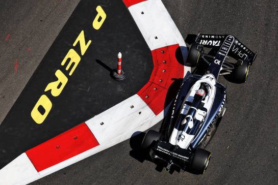 Pierre Gasly (FRA) AlphaTauri AT03.
10.06.2022. Formula 1 World Championship, Rd 8, Azerbaijan Grand Prix, Baku Street Circuit, Azerbaijan, Practice Day.
- www.xpbimages.com, EMail: requests@xpbimages.com © Copyright: Bearne / XPB Images