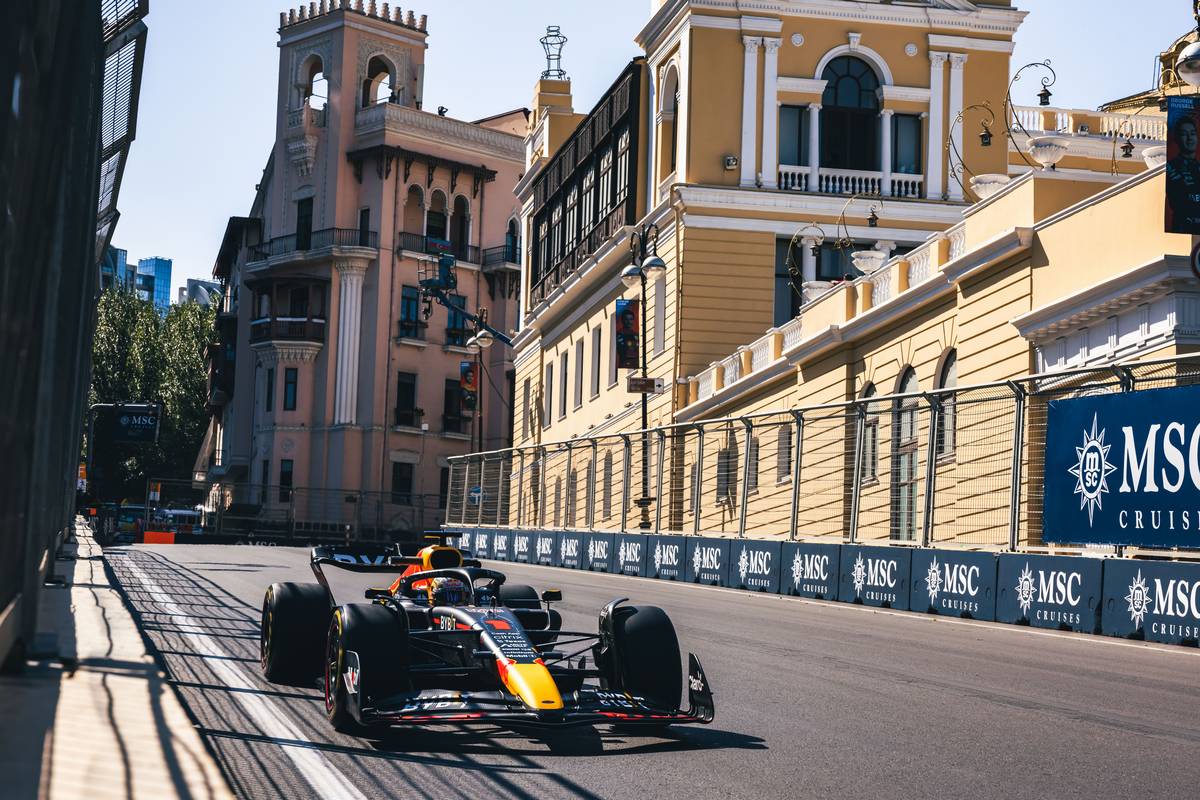 Max Verstappen (NLD) Red Bull Racing RB18. 10.06.2022. Formula 1 World Championship, Rd 8, Azerbaijan Grand Prix, Baku Street