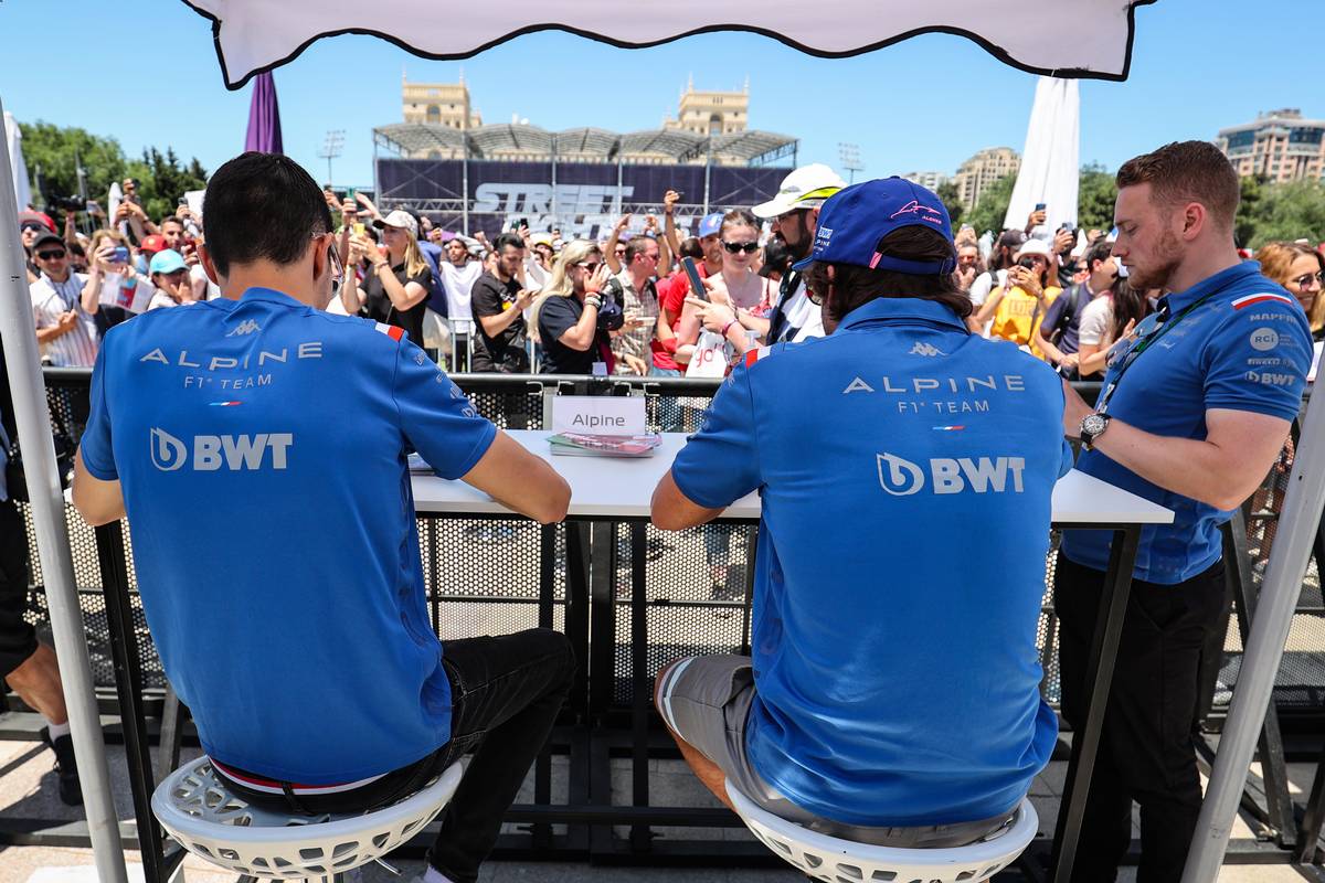 Fernando Alonso (ESP), Alpine F1 Team and Esteban Ocon (FRA), Alpine F1 Team  11.06.2022. Formula 1 World Championship, Rd 8, Azerbaijan Grand Prix, Baku Street Circuit, Azerbaijan, Qualifying