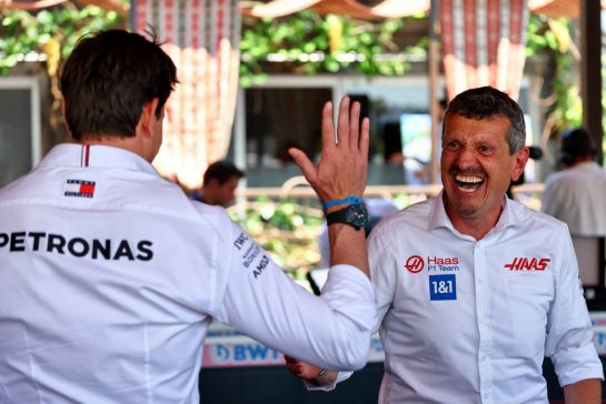 (L to R): Toto Wolff (GER) Mercedes AMG F1 Shareholder and Executive Director and Guenther Steiner (ITA) Haas F1 Team Prinicipal.
11.06.2022. Formula 1 World Championship, Rd 8, Azerbaijan Grand Prix, Baku Street Circuit, Azerbaijan, Qualifying Day.
- www.xpbimages.com, EMail: requests@xpbimages.com © Copyright: Batchelor / XPB Images