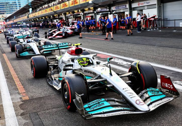 Lewis Hamilton (GBR) Mercedes AMG F1 W13. 11.06.2022. Formula 1 World Championship, Rd 8, Azerbaijan Grand Prix, Baku