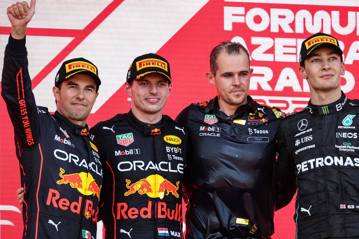 Sergio Perez (MEX), Red Bull Racing Max Verstappen (NLD), Red Bull Racing and George Russell (GBR), Mercedes AMG F1 12.06.2022. Formula 1 World Championship, Rd 8, Azerbaijan Grand Prix, Baku