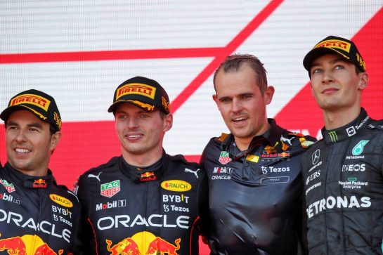 The podium (L to R): Sergio Perez (MEX) Red Bull Racing, second; Max Verstappen (NLD) Red Bull Racing, race winner; Tom Hart (GBR) Red Bull Racing Performance Engineer; George Russell (GBR) Mercedes AMG F1 third.
12.06.2022. Formula 1 World Championship, Rd 8, Azerbaijan Grand Prix, Baku Street Circuit, Azerbaijan, Race Day.
 - www.xpbimages.com, EMail: requests@xpbimages.com © Copyright: Coates / XPB Images