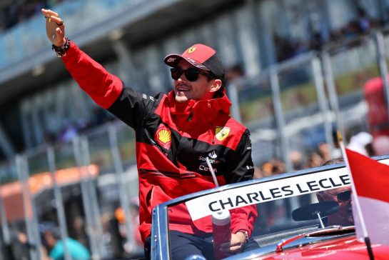 Charles Leclerc (MON) Ferrari on the drivers parade.
19.06.2022. Formula 1 World Championship, Rd 9, Canadian Grand Prix, Montreal, Canada, Race Day.
- www.xpbimages.com, EMail: requests@xpbimages.com © Copyright: Batchelor / XPB Images