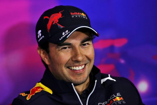 Sergio Perez (MEX) Red Bull Racing in the FIA Press Conference.
30.06.2022. Formula 1 World Championship, Rd 10, British Grand Prix, Silverstone, England, Preparation Day.
- www.xpbimages.com, EMail: requests@xpbimages.com © Copyright: Moy / XPB Images