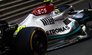 Brundle: Porpoising issue is Mercedes' problem to solve