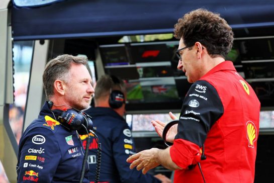 (L to R): Christian Horner (GBR) Red Bull Racing Team Principal with Mattia Binotto (ITA) Ferrari Team Principal.
01.07.2022. Formula 1 World Championship, Rd 10, British Grand Prix, Silverstone, England, Practice Day.
- www.xpbimages.com, EMail: requests@xpbimages.com © Copyright: Batchelor / XPB Images