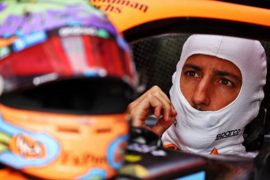 Daniel Ricciardo (AUS) McLaren MCL36.
01.07.2022. Formula 1 World Championship, Rd 10, British Grand Prix, Silverstone, England, Practice Day.
- www.xpbimages.com, EMail: requests@xpbimages.com © Copyright: Batchelor / XPB Images