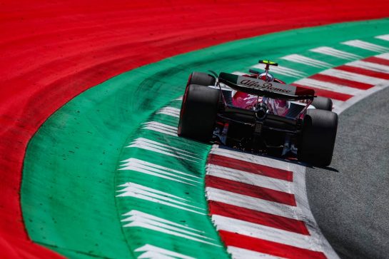Guanyu Zhou (CHI), Alfa Romeo Racing 
08.07.2022. Formula 1 World Championship, Rd 11, Austrian Grand Prix, Spielberg, Austria, Qualifying Day.
- www.xpbimages.com, EMail: requests@xpbimages.com © Copyright: Charniaux / XPB Images