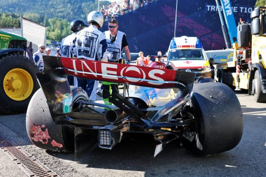 The damaged Mercedes AMG F1 W13 of George Russell (GBR) Mercedes AMG F1, who crashed out of qualifying.
08.07.2022. Formula 1 World Championship, Rd 11, Austrian Grand Prix, Spielberg, Austria, Qualifying Day.
- www.xpbimages.com, EMail: requests@xpbimages.com © Copyright: Bearne / XPB Images