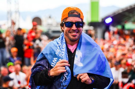 Fernando Alonso (ESP), Alpine F1 Team
09.07.2022. Formula 1 World Championship, Rd 11, Austrian Grand Prix, Spielberg, Austria, Sprint Day.
- www.xpbimages.com, EMail: requests@xpbimages.com © Copyright: Charniaux / XPB Images