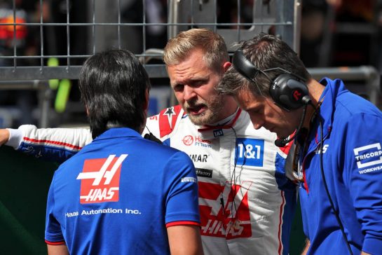 Kevin Magnussen (DEN) Haas F1 Team on the grid.
09.07.2022. Formula 1 World Championship, Rd 11, Austrian Grand Prix, Spielberg, Austria, Sprint Day.
- www.xpbimages.com, EMail: requests@xpbimages.com © Copyright: Coates / XPB Images