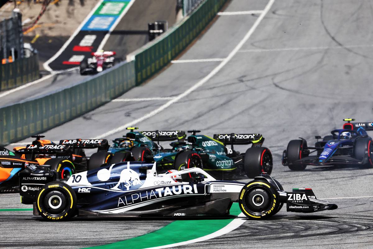 Pembalap F1 mendukung peninjauan poin penalti karena larangan untuk Gasly