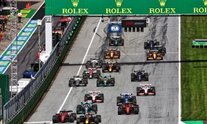FIA clears drivers over formation lap radio communication