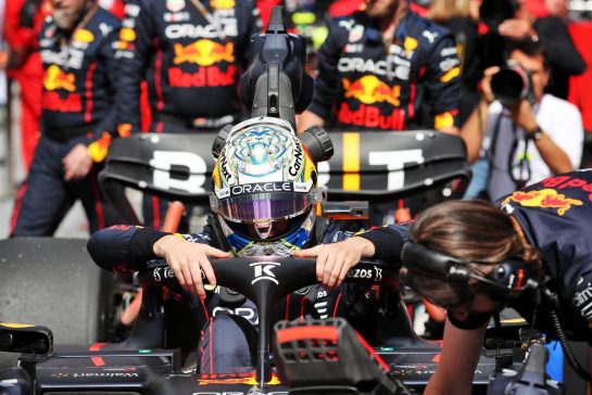 Max Verstappen (NLD) Red Bull Racing RB18 on the grid.
09.07.2022. Formula 1 World Championship, Rd 11, Austrian Grand Prix, Spielberg, Austria, Sprint Day.
- www.xpbimages.com, EMail: requests@xpbimages.com © Copyright: Coates / XPB Images