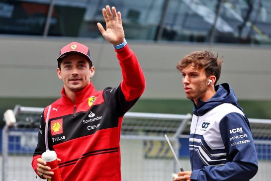 (L to R): Charles Leclerc (MON) Ferrari and Pierre Gasly (FRA) AlphaTauri on the drivers parade.
10.07.2022. Formula 1 World Championship, Rd 11, Austrian Grand Prix, Spielberg, Austria, Race Day.
- www.xpbimages.com, EMail: requests@xpbimages.com © Copyright: Batchelor / XPB Images