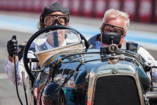 Sebastian Vettel (GER) Aston Martin F1 Team with Johnny Herbert (GBR) Sky Sports F1 Presenter in the 1922 Aston Martin 'Green Pea'.
21.07.2022. Formula 1 World Championship, Rd 12, French Grand Prix, Paul Ricard, France, Preparation Day.
- www.xpbimages.com, EMail: requests@xpbimages.com © Copyright: Bearne / XPB Images