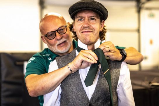 (L to R): Matt Bishop (GBR) Aston Martin F1 Team Chief Communications Officer with Sebastian Vettel (GER) Aston Martin F1 Team.
21.07.2022. Formula 1 World Championship, Rd 12, French Grand Prix, Paul Ricard, France, Preparation Day.
- www.xpbimages.com, EMail: requests@xpbimages.com © Copyright: Bearne / XPB Images
