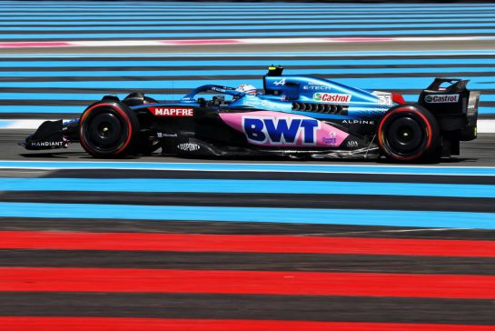 Esteban Ocon (FRA) Alpine F1 Team A522.
22.07.2022. Formula 1 World Championship, Rd 12, French Grand Prix, Paul Ricard, France, Practice Day.
- www.xpbimages.com, EMail: requests@xpbimages.com © Copyright: Moy / XPB Images
