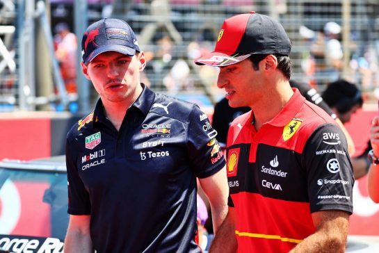 (L to R): Max Verstappen (NLD) Red Bull Racing and Carlos Sainz Jr (ESP) Ferrari on the drivers parade.
24.07.2022. Formula 1 World Championship, Rd 12, French Grand Prix, Paul Ricard, France, Race Day.
- www.xpbimages.com, EMail: requests@xpbimages.com © Copyright: Batchelor / XPB Images