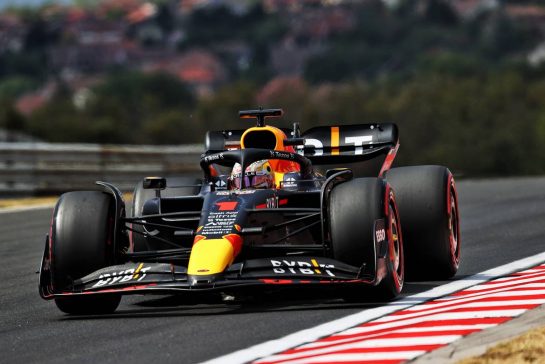 Max Verstappen (NLD) Red Bull Racing RB18.
29.07.2022. Formula 1 World Championship, Rd 13, Hungarian Grand Prix, Budapest, Hungary, Practice Day.
- www.xpbimages.com, EMail: requests@xpbimages.com © Copyright: Moy / XPB Images