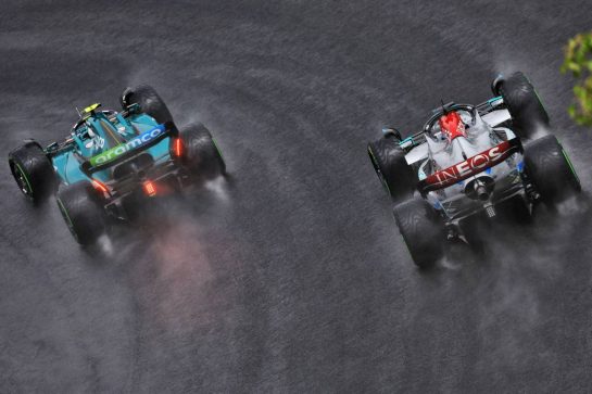 Sebastian Vettel (GER) Aston Martin F1 Team AMR22 nad George Russell (GBR) Mercedes AMG F1 W13.
30.07.2022. Formula 1 World Championship, Rd 13, Hungarian Grand Prix, Budapest, Hungary, Qualifying Day.
- www.xpbimages.com, EMail: requests@xpbimages.com © Copyright: Bearne / XPB Images