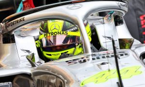 Hamilton's Hungary pole hopes thwarted by faulty DRS