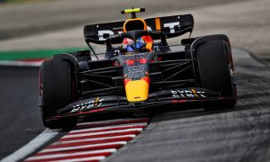 Red Bull drivers critical of Perez Q2 track limits call