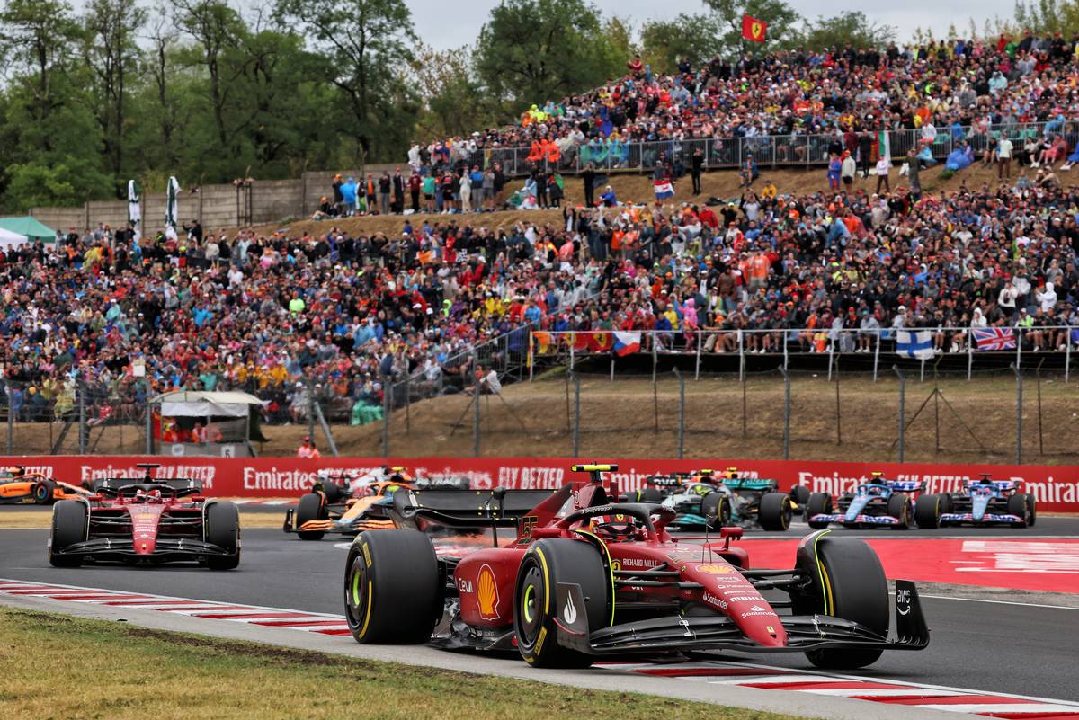 Carlos Sainz Jr (ESP) Ferrari F1-75. 31.07.2022. Formula 1 World Championship, Rd 13, Hungarian Grand Prix, Budapest, Hungary, Race