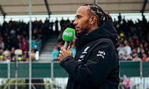Hamilton calls out F1 fans for booing Verstappen
