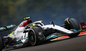 Mercedes facing 'difficult' decisions as to design of 2023 F1 car
