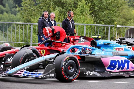 Esteban Ocon (FRA) Alpine F1 Team A522 and Charles Leclerc (MON) Ferrari F1-75 in parc ferme.
27.08.2022. Formula 1 World Championship, Rd 14, Belgian Grand Prix, Spa Francorchamps, Belgium, Qualifying Day.
- www.xpbimages.com, EMail: requests@xpbimages.com © Copyright: Coates / XPB Images