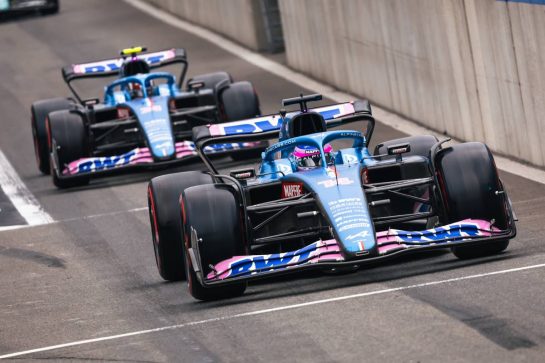 Fernando Alonso (ESP) Alpine F1 Team A522 and Esteban Ocon (FRA) Alpine F1 Team A522 leave the pits.
27.08.2022. Formula 1 World Championship, Rd 14, Belgian Grand Prix, Spa Francorchamps, Belgium, Qualifying Day.
- www.xpbimages.com, EMail: requests@xpbimages.com © Copyright: Bearne / XPB Images