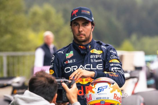 Sergio Perez (MEX) Red Bull Racing in qualifying parc ferme.
27.08.2022. Formula 1 World Championship, Rd 14, Belgian Grand Prix, Spa Francorchamps, Belgium, Qualifying Day.
- www.xpbimages.com, EMail: requests@xpbimages.com © Copyright: Bearne / XPB Images