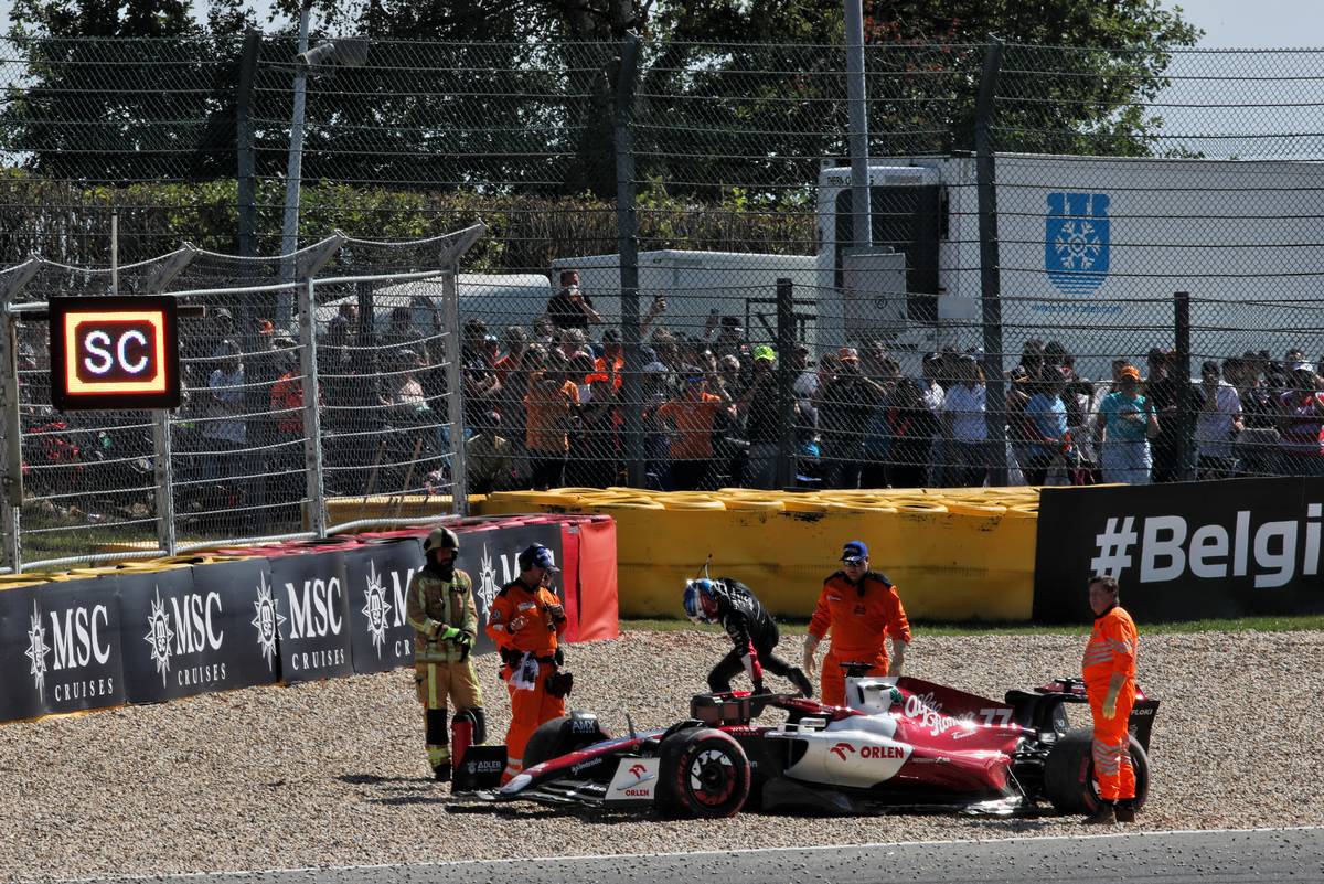 Valtteri Bottas (FIN) Alfa Romeo F1 Team C42 retired from the race. 28.08.2022. Formula 1 World Championship, Rd 14, Belgian Grand Prix, Spa Francorchamps, Belgium, Race