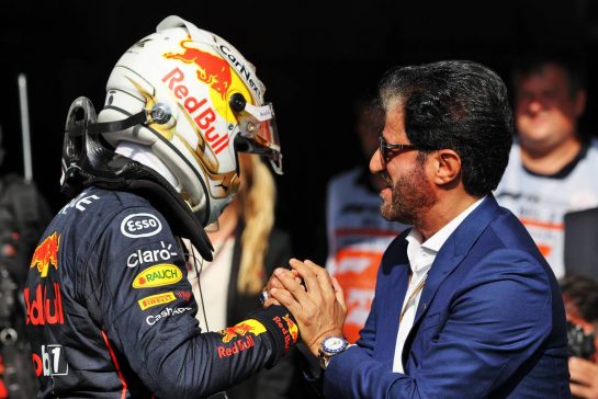 (L to R): Race winner James Moy Photography celebrates with Mohammed Bin Sulayem (UAE) FIA President in parc ferme.
28.08.2022. Formula 1 World Championship, Rd 14, Belgian Grand Prix, Spa Francorchamps, Belgium, Race Day.
- www.xpbimages.com, EMail: requests@xpbimages.com © Copyright: Moy / XPB Images