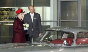 Her Majesty's royal visit to Woking