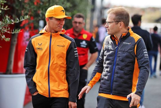 (L to R): Lando Norris (GBR) McLaren with Andreas Seidl, McLaren Managing Director.
02.09.2022. Formula 1 World Championship, Rd 14, Dutch Grand Prix, Zandvoort, Netherlands, Practice Day.
- www.xpbimages.com, EMail: requests@xpbimages.com © Copyright: Moy / XPB Images