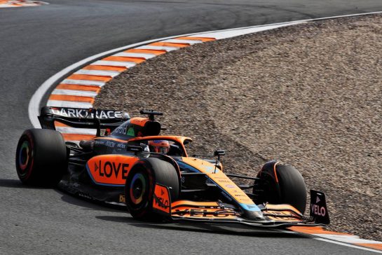 Daniel Ricciardo (AUS) McLaren MCL36.
02.09.2022. Formula 1 World Championship, Rd 14, Dutch Grand Prix, Zandvoort, Netherlands, Practice Day.
 - www.xpbimages.com, EMail: requests@xpbimages.com © Copyright: Coates / XPB Images
