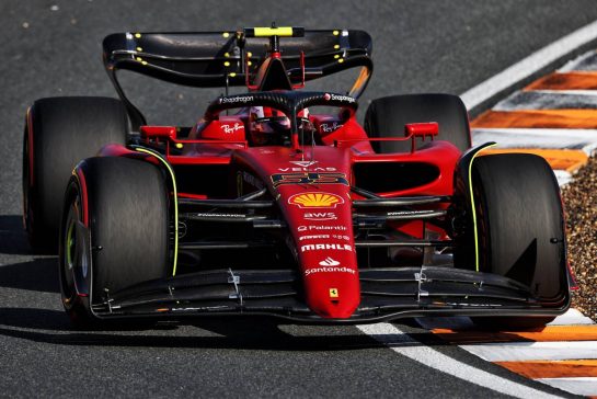 Carlos Sainz Jr (ESP) Ferrari F1-75.
02.09.2022. Formula 1 World Championship, Rd 14, Dutch Grand Prix, Zandvoort, Netherlands, Practice Day.
- www.xpbimages.com, EMail: requests@xpbimages.com © Copyright: Moy / XPB Images