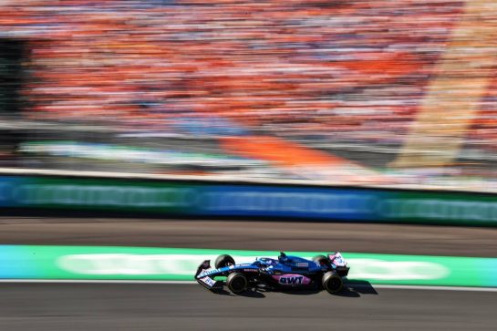 Fernando Alonso (ESP) Alpine F1 Team A522.
03.09.2022. Formula 1 World Championship, Rd 14, Dutch Grand Prix, Zandvoort, Netherlands, Qualifying Day.
- www.xpbimages.com, EMail: requests@xpbimages.com © Copyright: Moy / XPB Images