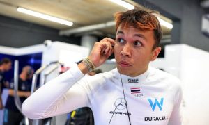 Albon back behind the wheel for Williams in Singapore