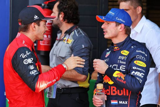 (L to R): Charles Leclerc (MON) Ferrari with pole sitter Max Verstappen (NLD) Red Bull Racing in qualifying parc ferme.
03.09.2022. Formula 1 World Championship, Rd 14, Dutch Grand Prix, Zandvoort, Netherlands, Qualifying Day.
- www.xpbimages.com, EMail: requests@xpbimages.com © Copyright: Moy / XPB Images