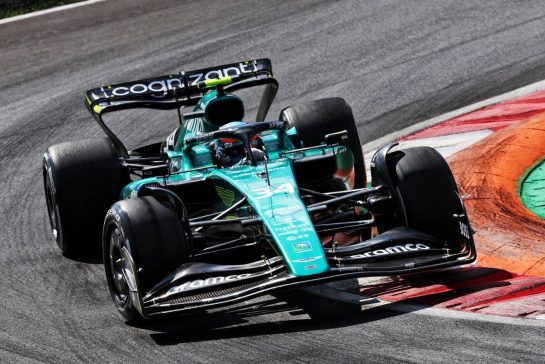 Nyck de Vries (NLD) Aston Martin F1 Team AMR22 Test Driver.
09.09.2022. Formula 1 World Championship, Rd 16, Italian Grand Prix, Monza, Italy, Practice Day.
- www.xpbimages.com, EMail: requests@xpbimages.com © Copyright: Bearne / XPB Images