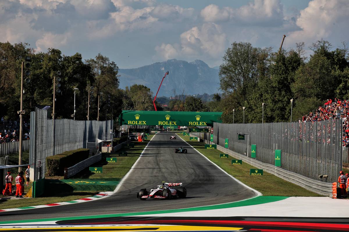 Mick Schumacher (GER) Haas VF-22. 09.09.2022. Formula 1 World Championship, Rd 16, Italian Grand Prix, Monza, Italy, Practice