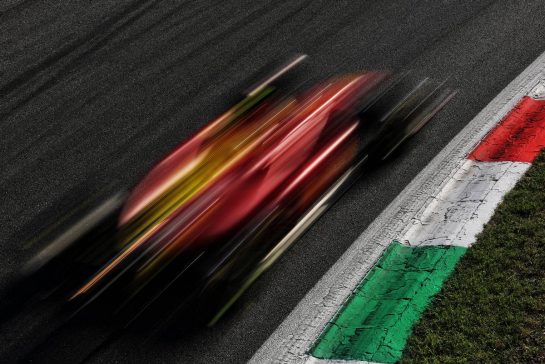 Carlos Sainz Jr (ESP) Ferrari F1-75.
09.09.2022. Formula 1 World Championship, Rd 16, Italian Grand Prix, Monza, Italy, Practice Day.
- www.xpbimages.com, EMail: requests@xpbimages.com © Copyright: Bearne / XPB Images