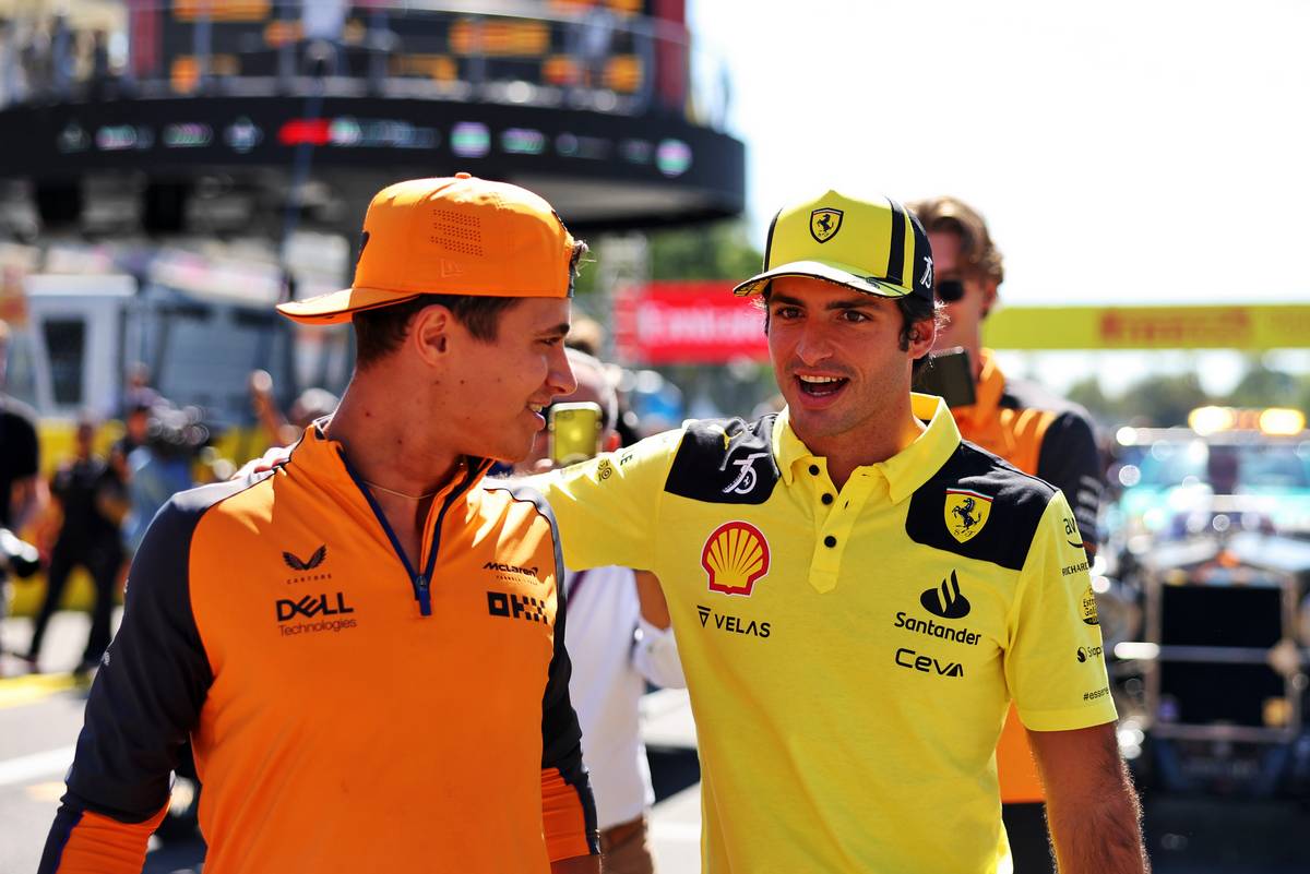 Lando Norris (GBR) McLaren and Charles Leclerc (MON) Ferrari on the drivers parade. 11.09.2022. Formula 1 World Championship, Rd 16, Italian Grand Prix, Monza, Italy, Race